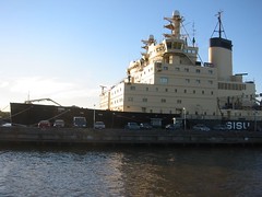 Icebreaker Sisu moored off Katajanokka
