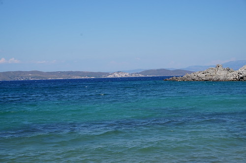 Agios Isidoros Beach overlooking the island of Oinousses
