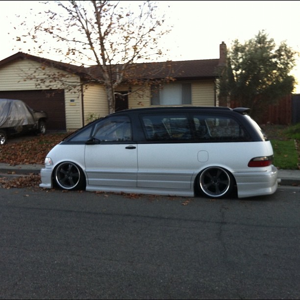 lowered #minivan and I think it mighght 