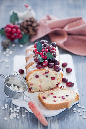 Christmas cranberry cake | by The Little Squirrel