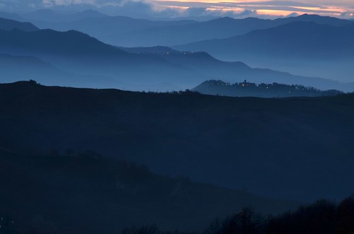 sunset italy panorama fog landscape nikon italia tramonto nebbia romagna sanleo montefeltro maioletto d5100