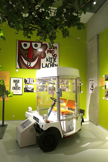 'Flower Power' Limburgs Museum Venlo
