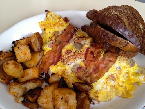 food cheese breakfast bacon sausage brunch omelet homefries sunsetgrill ryetoast