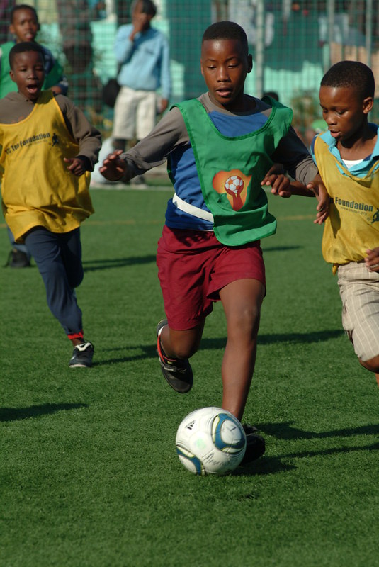 Football keeps township youth away from violence and crime (photo 9/9)