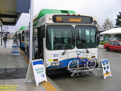 2004 New Flyer C30LF #302 | On Display at the opening of the… | Flickr