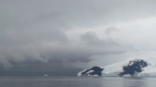A color picture of the Antarctic Peninsula coast. 2-2016