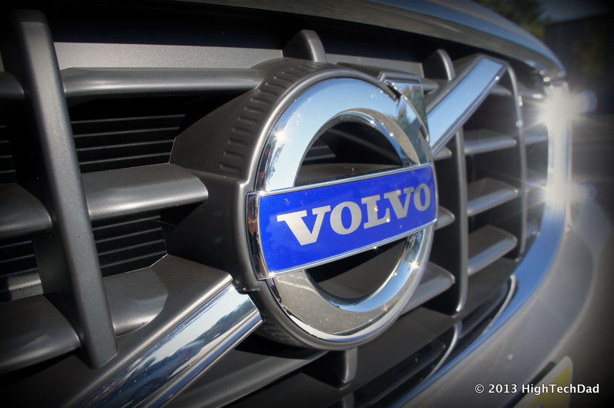Image of Volvo Emblem - 2013 Volvo XC60