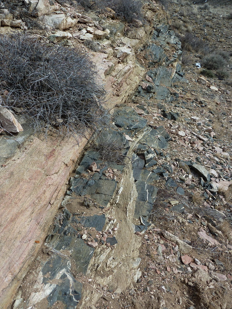 Elmer Rocks Elmer's Rock Greenstone Belt | 41.928033, -105.408359 | Flickr