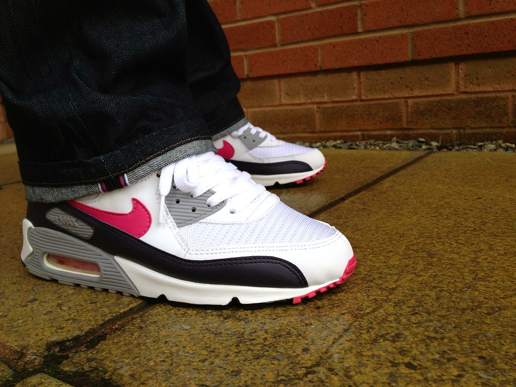 brecha compromiso mineral Wmns Nike Air Max 90 B 'Coral Rose' ('03) WDYWT. | Gooey Wong | Flickr