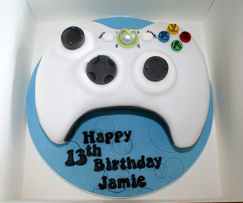 XBOX controller cake | by Cake Ali