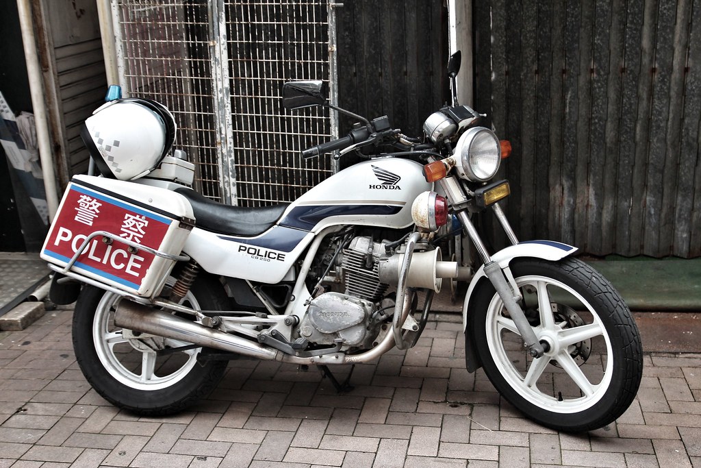 Xe bồ câu Xe đặc chủng CSGT Honda CB250 hải quang chính ngạch chính chủ  nguyên zin full đèn kèn còi  YouTube