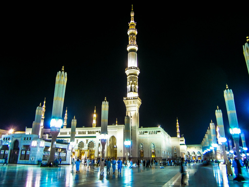 Masjid Nabawi Wallpaper At Night