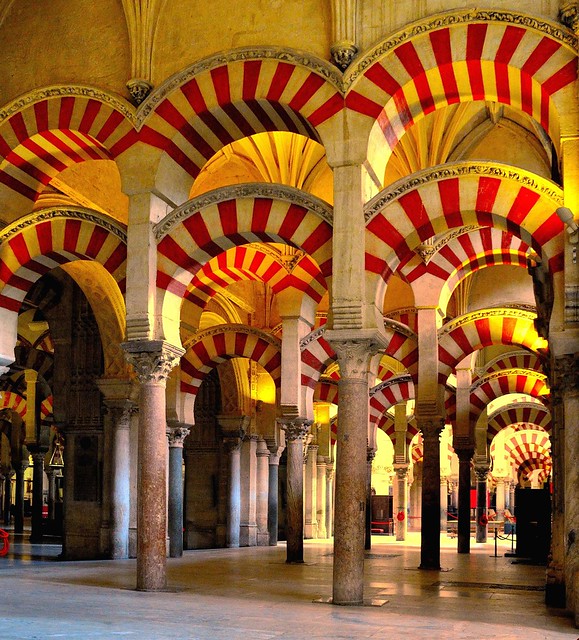 Córdoba : La Mezquita : Forest of pillars