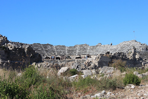 20131018_8427-Side-theatre-ruins_resize