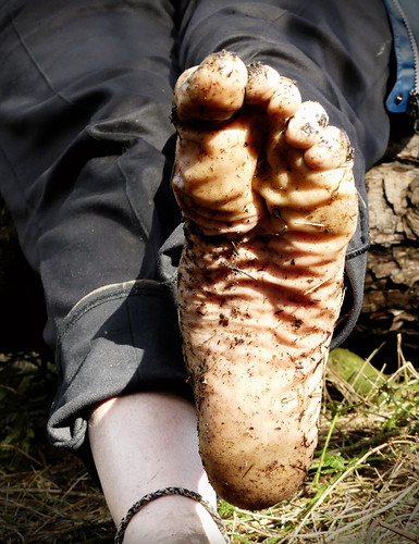 Barefoot relaxing | by Barefoot Adventurer