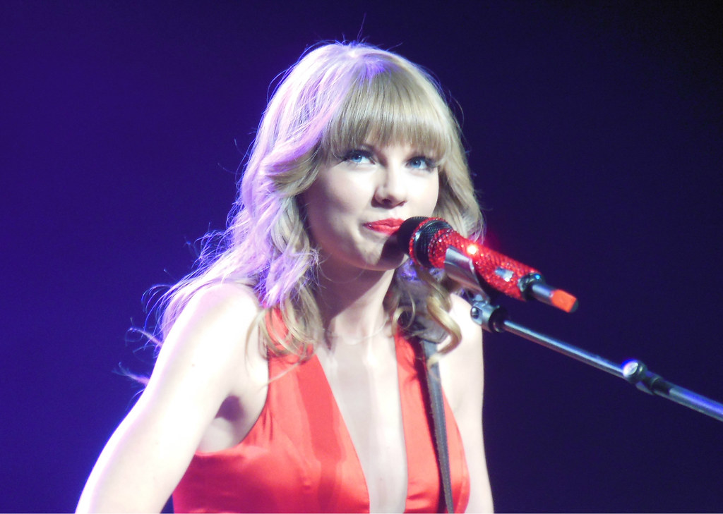 Taylor Swift 2013 RED tour