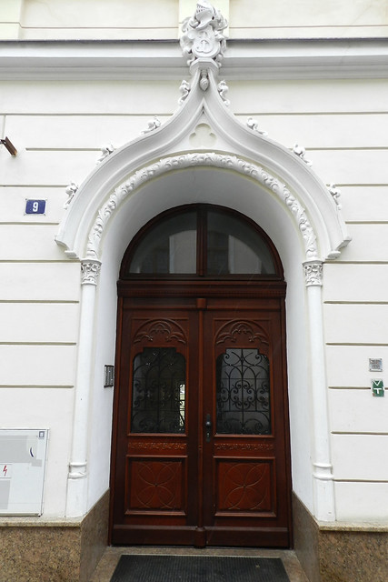 2013-02-16 Door