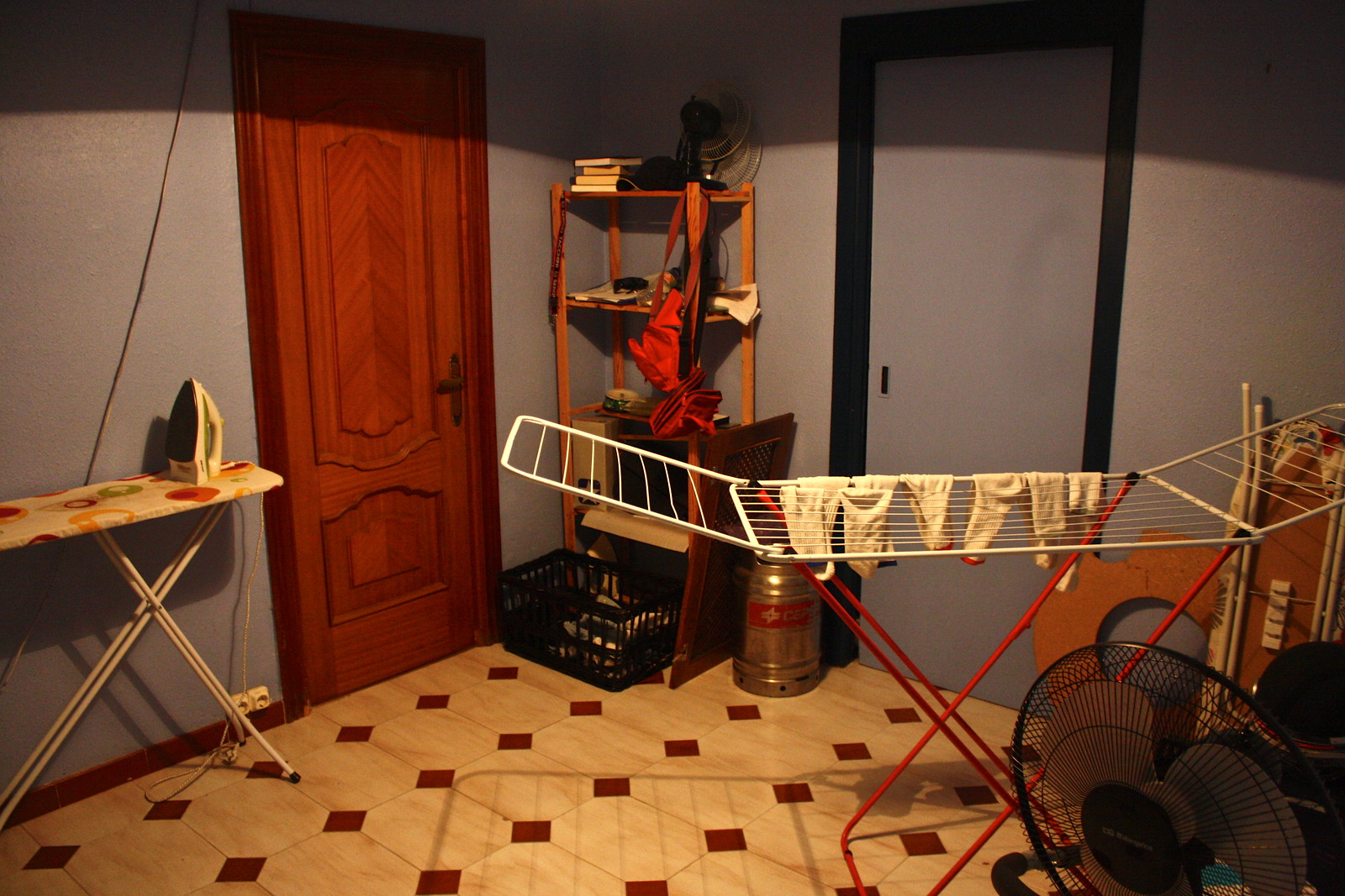 Spanish tendedero drying rack