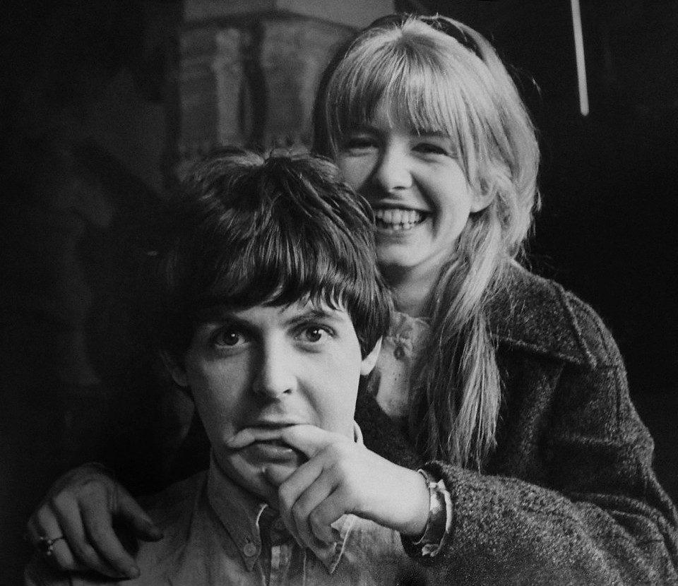 beatles-and-stuff: Rare picture of Jane Asher and Paul McC… | Flickr