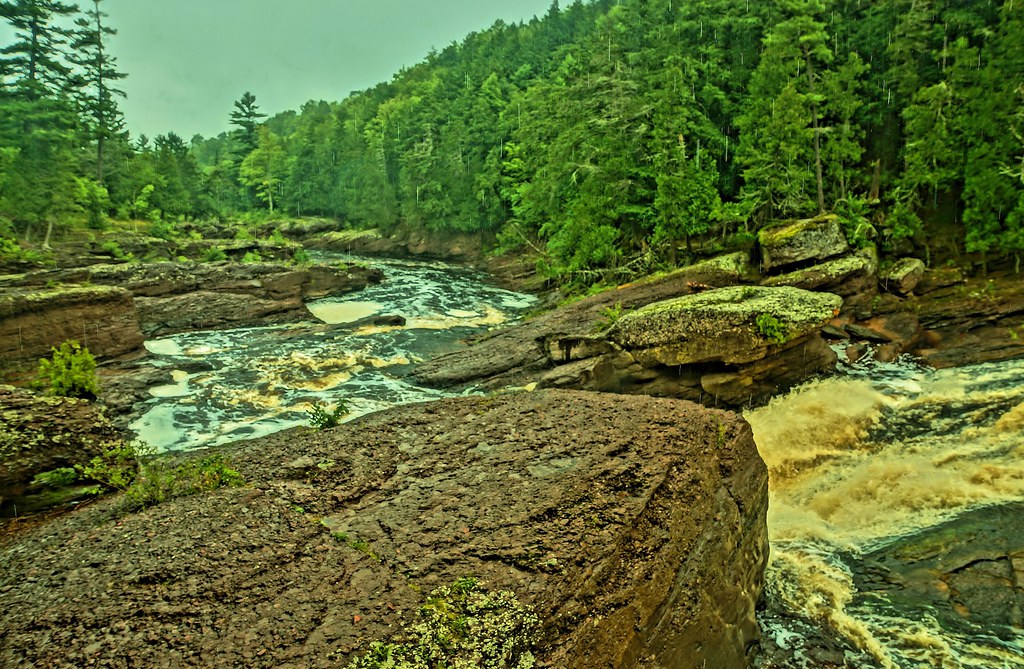 Sandstone Falls