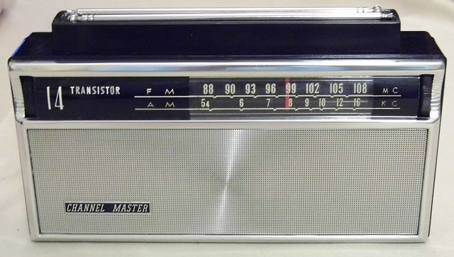 Vintage Channel Master, Model 6518A, AM-FM Bands, 14 Transistors, Made In Japan By Sanyo, Circa 1962