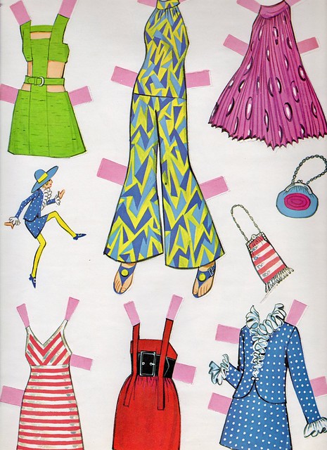 Twiggy Paper Doll from 1967