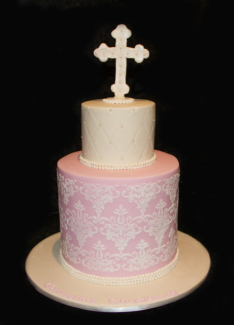 CHRISTENING CROSS CAKE