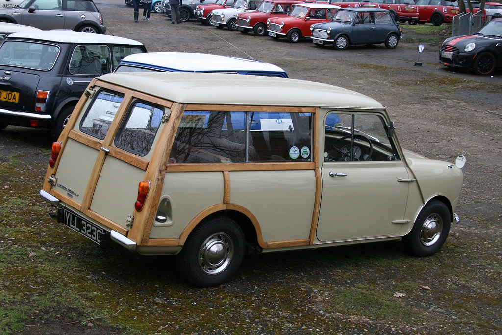 1969 Austin Mini Countryman | Mini Day at Brooklands, March … | Flickr