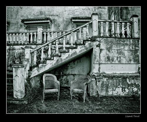 Confidències | by merut1