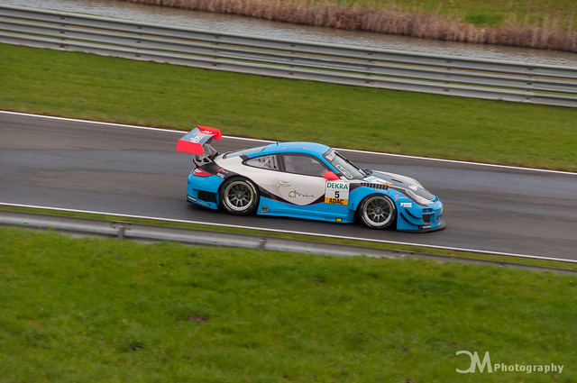 5# Farnbacher Racing - Porsche 911 GT3 R
