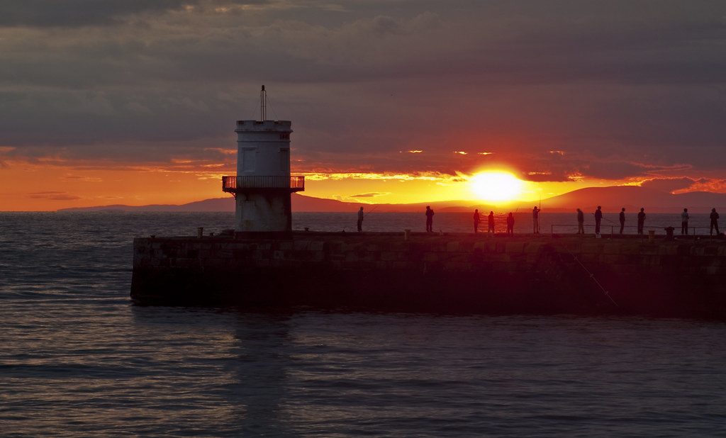 North Pier sunset | OLYMPUS DIGITAL CAMERA | Alf Branch | Flickr