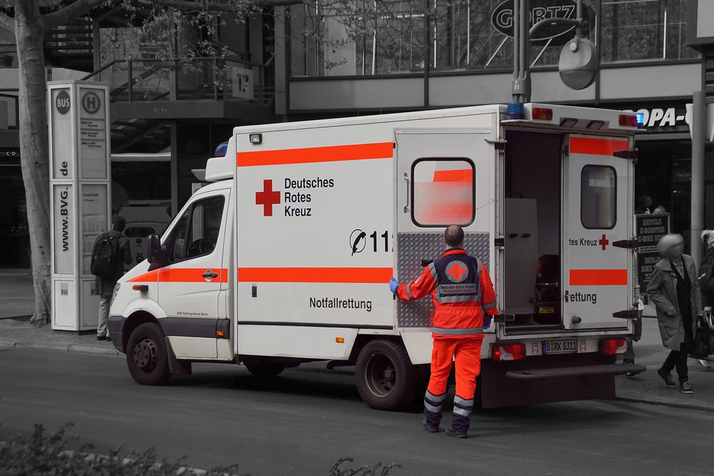 DRK Rettungsdienst Berlin Mercedes Benz, Deutsches Rotes Kr…