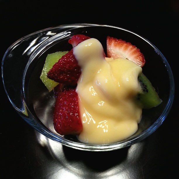 fruit & yogurt dessert, a la android