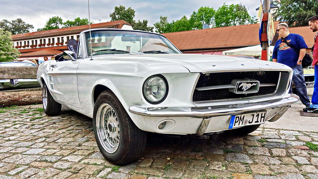 Image of Ford Mustang