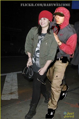 Demi Lovato Eminem MANIP MANIP Leticia Lima Flickr demi-lovato-eminem-manip-manip-leticia-lima-flickr