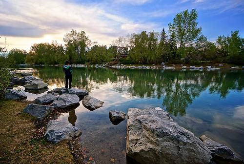 park travel light sunset sky canada calgary tourism colors clouds river walking lens landscape living landscapes spring downtown view zoom sony lifestyle ab wideangle tourist oasis alberta alpha popular tours visitor viewing princesisland f4 core attractions oss nex mirrorless 1018mm nex6 sel1018