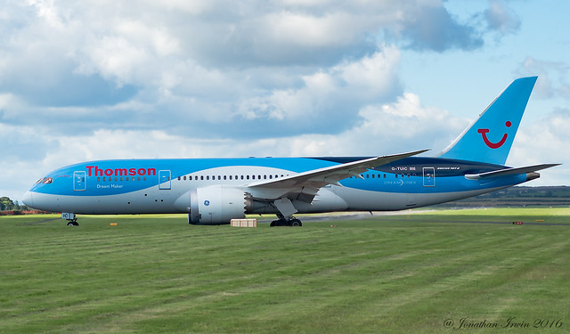 G-TUIC Boeing 787-800 Thomson_8260020