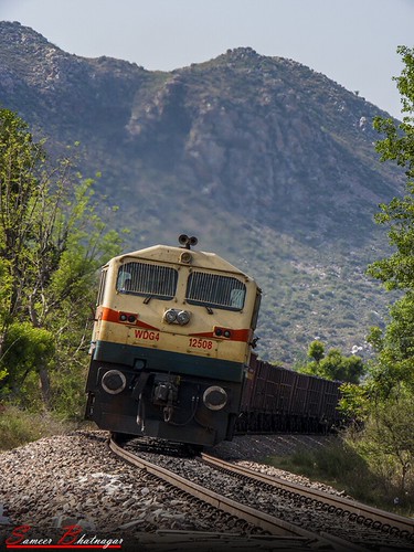 WDG-4 One Of The Power Horses of Indian Railways by Trains Unlimited !!!, pictures camera new railroad travel sunset sky sun india slr tourism train canon ir photography flic