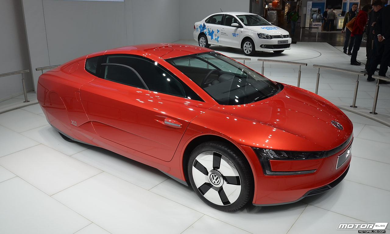 Image of VW XL1 red at Hannover Messe