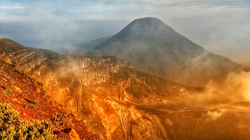 landscape adventure mountain wonderfulindonesia indonesia gununggede phonegraphy