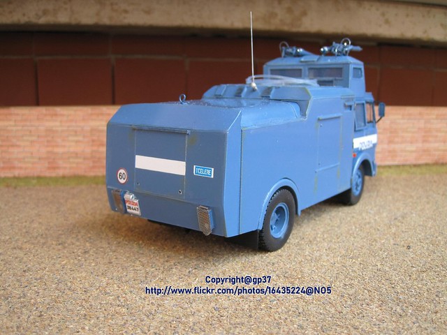 Italia-Polizia di Stato-Fiat 684 N Idrante - 1970