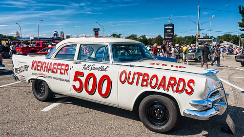 auto classic car classiccar automobile transportation nascar dodge mopar coronet stockcar vintageracecar woodwarddreamcruise chryslercorporation mercuryoutboard classicautomobilephotography mercuryoutboardengine