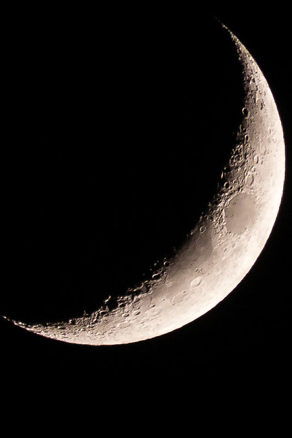 Moon 22.02.2015