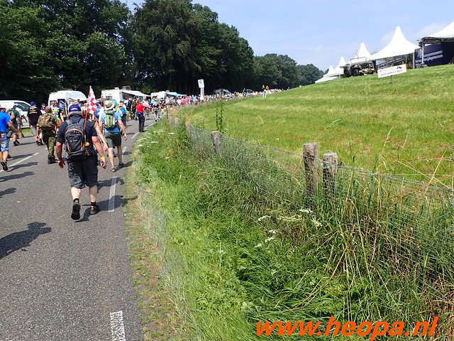 2016-07-21   3e  dag Nijmegen   40 Km  (123)