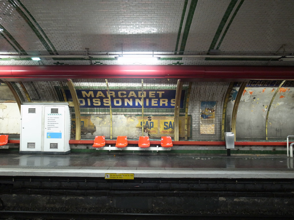 Métro parisien - Ligne 12 - La station Marcadet - Poissonniers ...