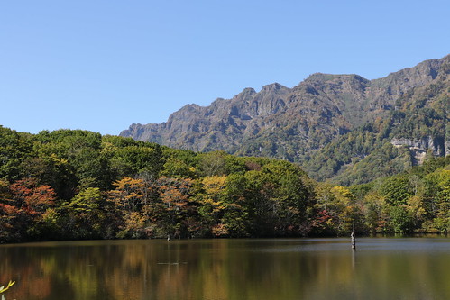 戸隠 長野市 鏡池 nagano togakushi pond japan autumn water sky