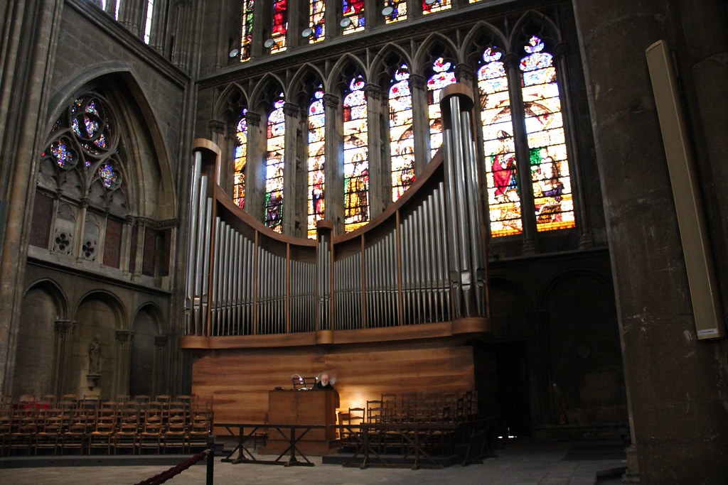 The organist in Metz