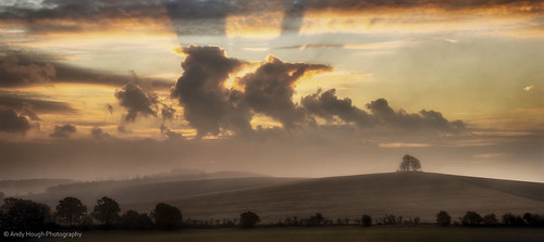 england panorama mist clouds sunrise landscape unitedkingdom sony panoramic sunrays wallingford a77 stiching wittenhamclumps southoxfordshire barrowhill sonyalpha andyhough slta77 andyhoughphotography