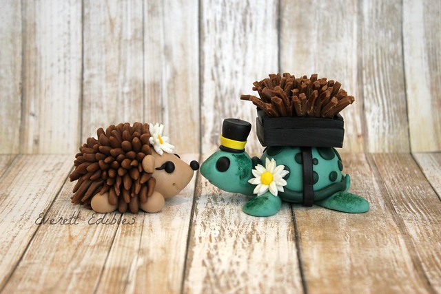 Bride & Groom Wedding Cake Toppers Hedgehog and Turtle