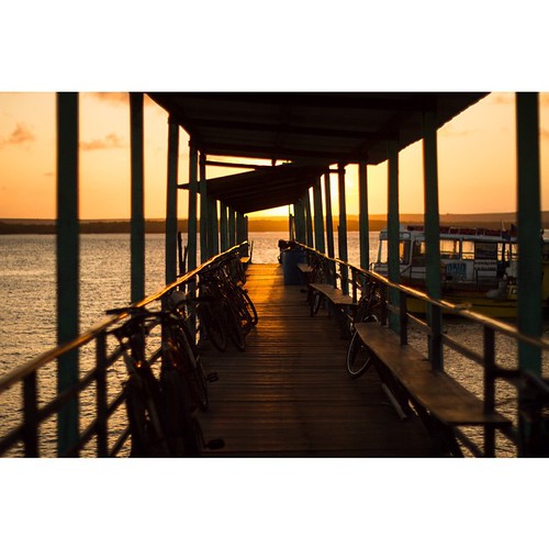 Eeee #paraíba !! 10 anos de Nordeste e ainda me surpreendo! #trip #instacool #instagood #instalike #eos7D #ocean #paradise #awesome #afterlight #aguasalgada #architecture #sunset #sun #summer #f4f #ha by Greg Rosa, square squareformat iphoneography instagramapp uploaded:by=instagram foursquare:venue=548344b0498ebc